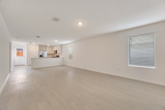 Building Photo - Newer 3-Bed Home with Fenced Yard, Fireplace & Attached Garage in Sherman