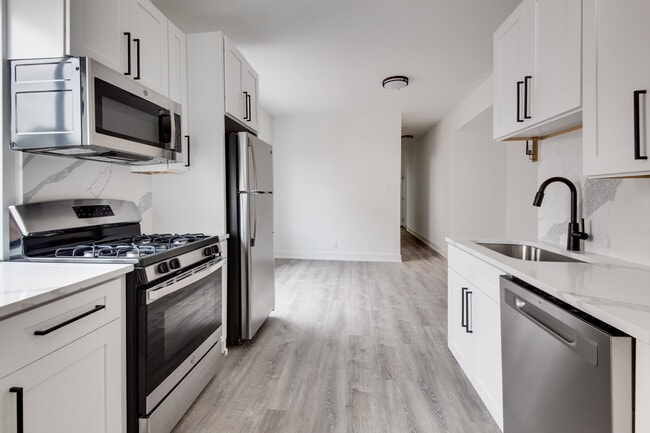 Foto del edificio - 3056 W Cortland St