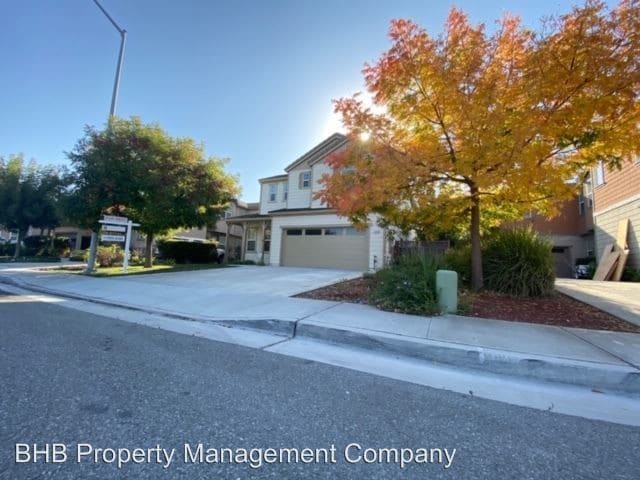 Building Photo - 16948 Cory Dr
