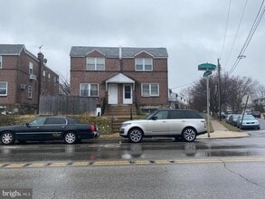 Building Photo - 6434 Oxford Ave
