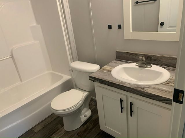 Building Photo - 31 Lisa Ln