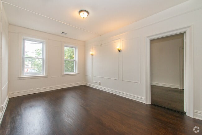 Building Photo - 75 Anderson St