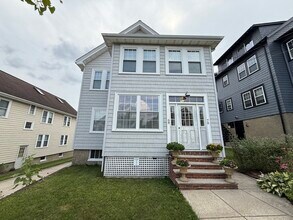 Building Photo - 68 Templeton Pkwy