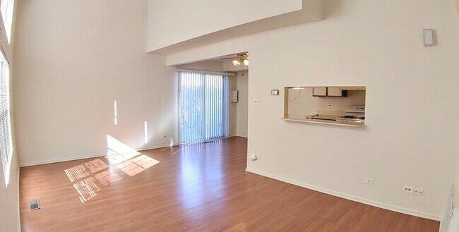 Building Photo - 328 Wisteria Dr