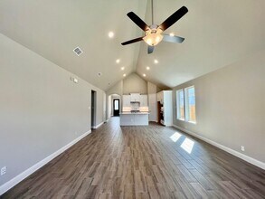 Building Photo - 9503 Crescent Mill Dr