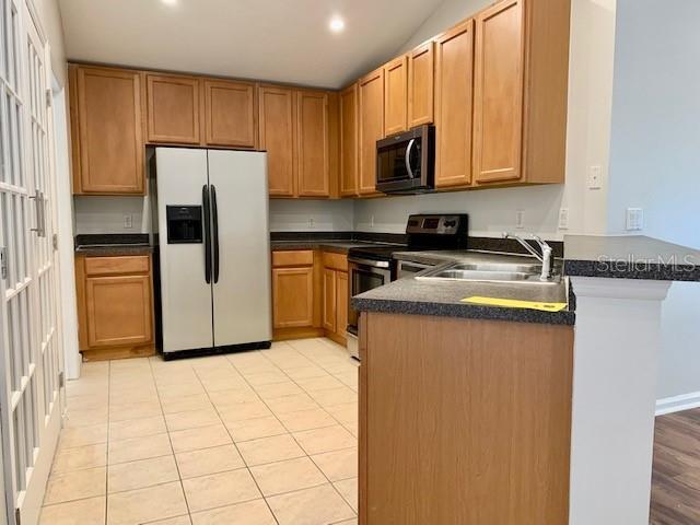 Building Photo - 15438 Markham Dr