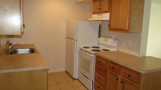 Foto del edificio - Available June 21!!