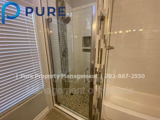 Foto del edificio - 2854 W Agate Ave