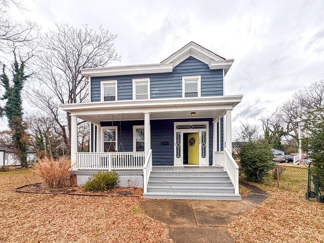 Building Photo - Spacious 3 Bedroom in Richmond