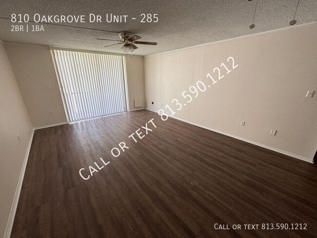 Building Photo - 810 Oakgrove Dr