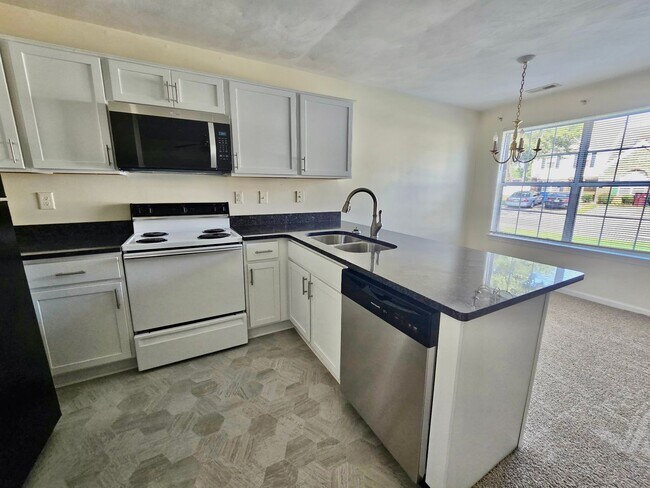 Foto del edificio - 3341 Clover Meadow Dr