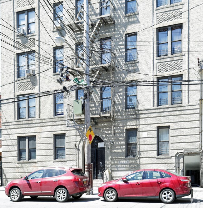 3033 Wallace Ave, Bronx, NY 10467 Apartments in Bronx, NY