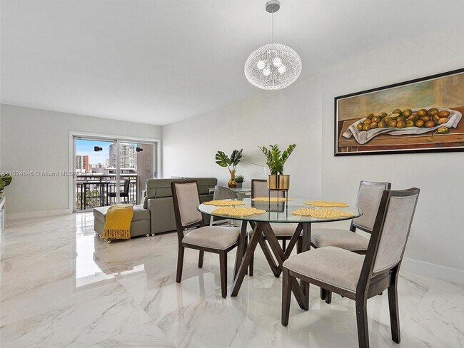 Foto del edificio - 400 Kings Point Dr