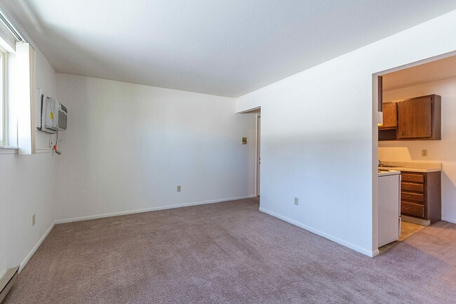 The Henry - Walden Woods Apartments