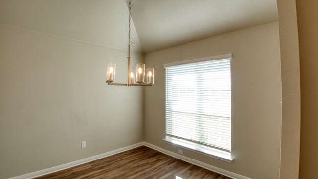 Foto del edificio - 610 Hollyhock Dr