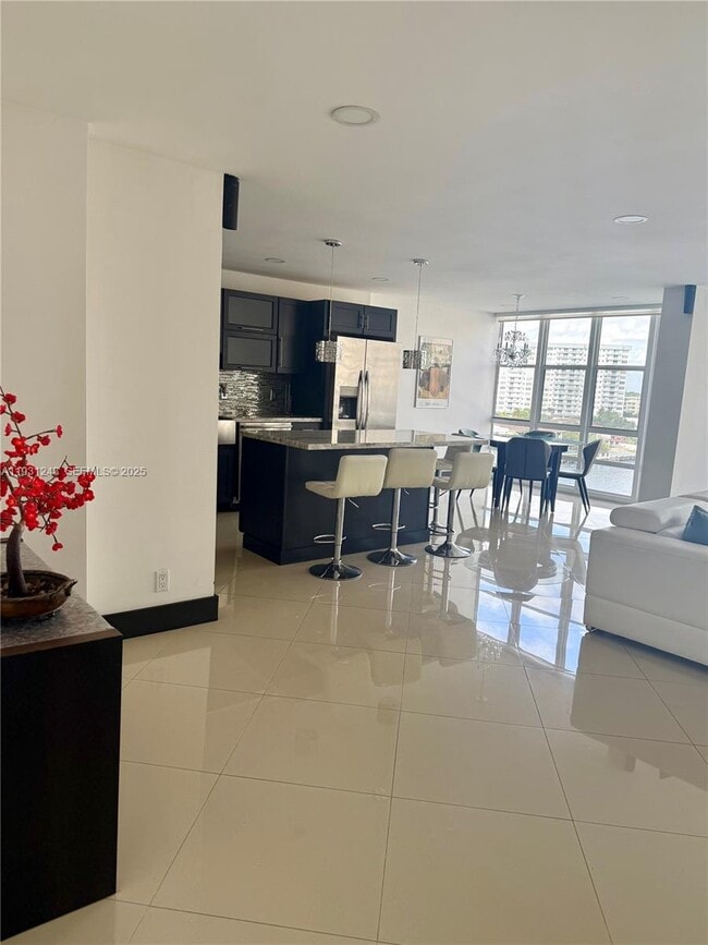 Foto del edificio - 2017 S Ocean Dr