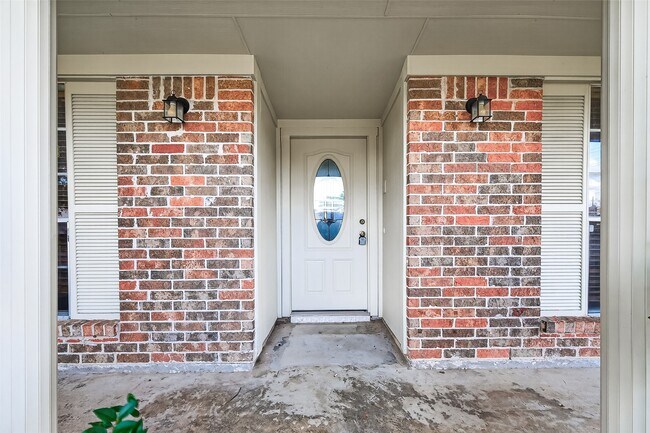 Foto del edificio - 13335 Trompilla Ln