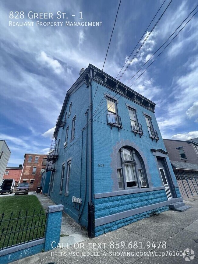 Building Photo - 828 Greer St
