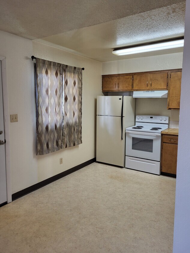 2065 N 9th St Unit 2, Laramie, WY 82072 Apartments in Laramie, WY