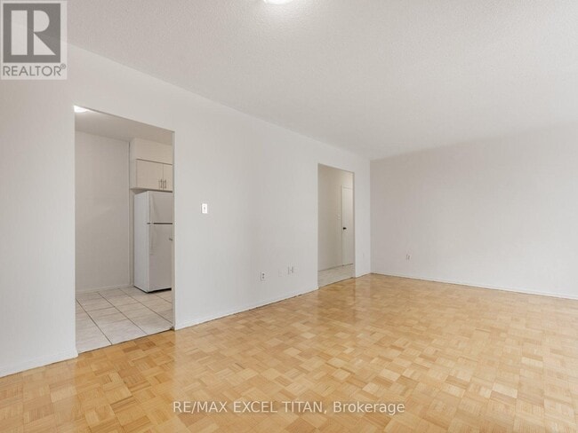 Building Photo - 1385 Midland Ave