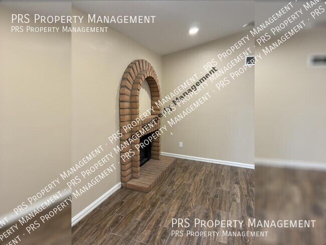 Building Photo - 1331 W Stottler Dr