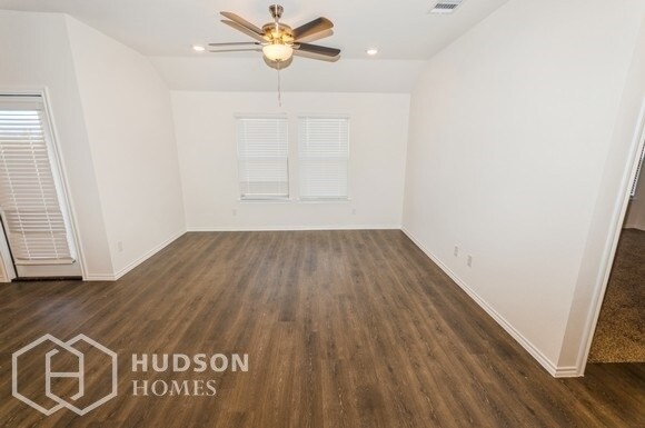 Foto del edificio - NEW CONSTRUCTION NOW AVAILABLE! - 3104 Cra...
