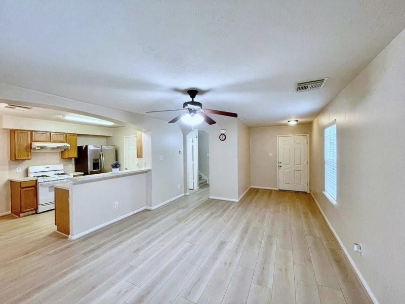 Primary Photo - 7242 Shaman Ln