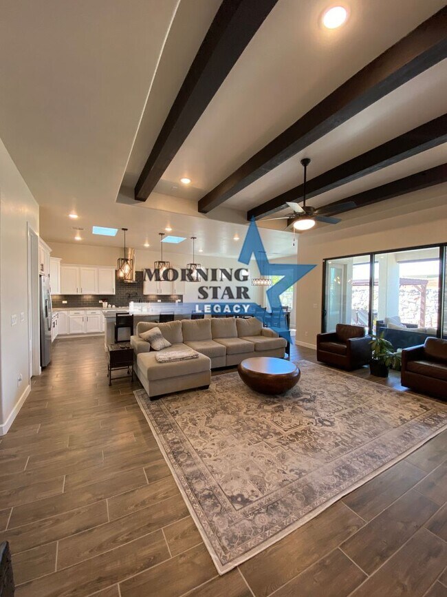 Building Photo - REDUCED! Metro Verde 4 bedroom/3 Car Maste...
