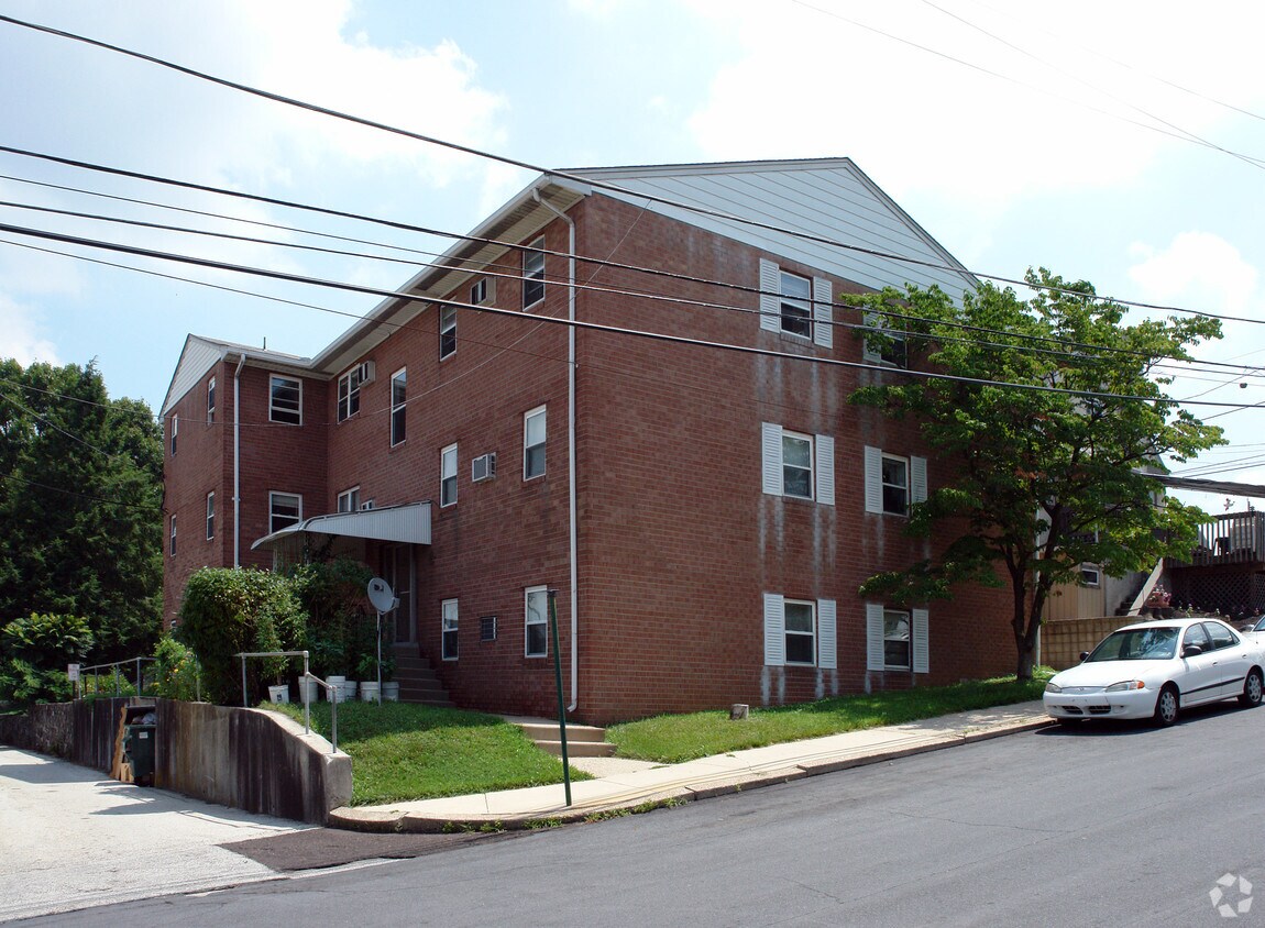 PARKSIDE APTS Apartments Bridgeport, PA