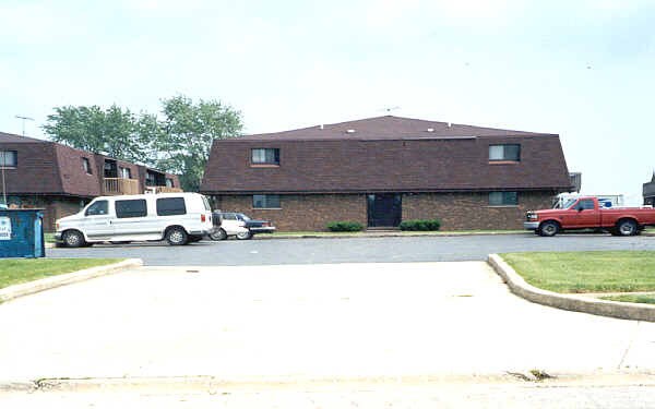 Primary Photo - 1806 Heather Way