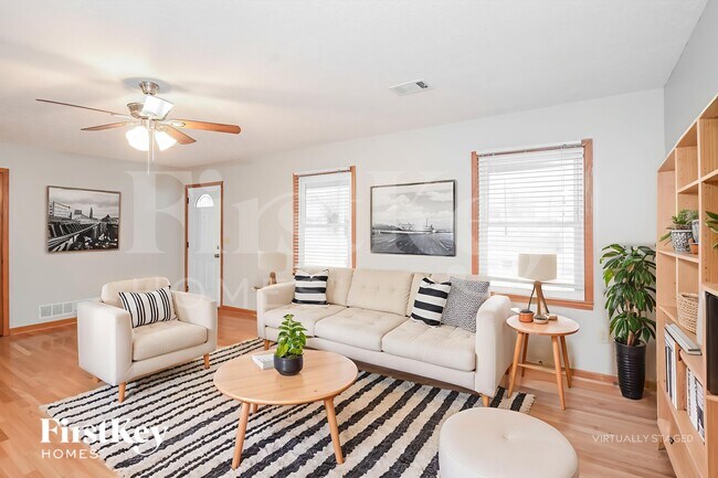 Foto del edificio - 72 Hickory Glen Way