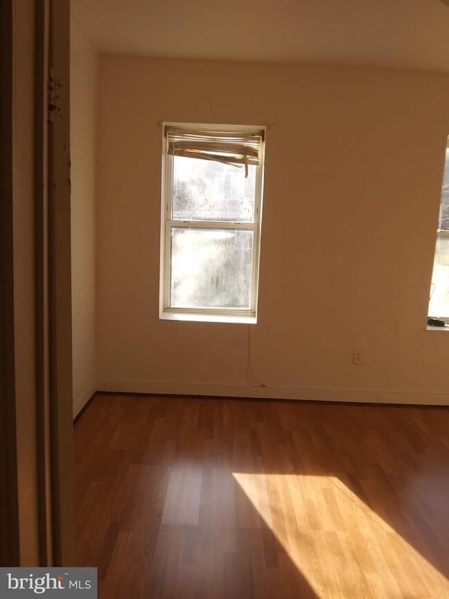 Building Photo - 851 N Bentalou St