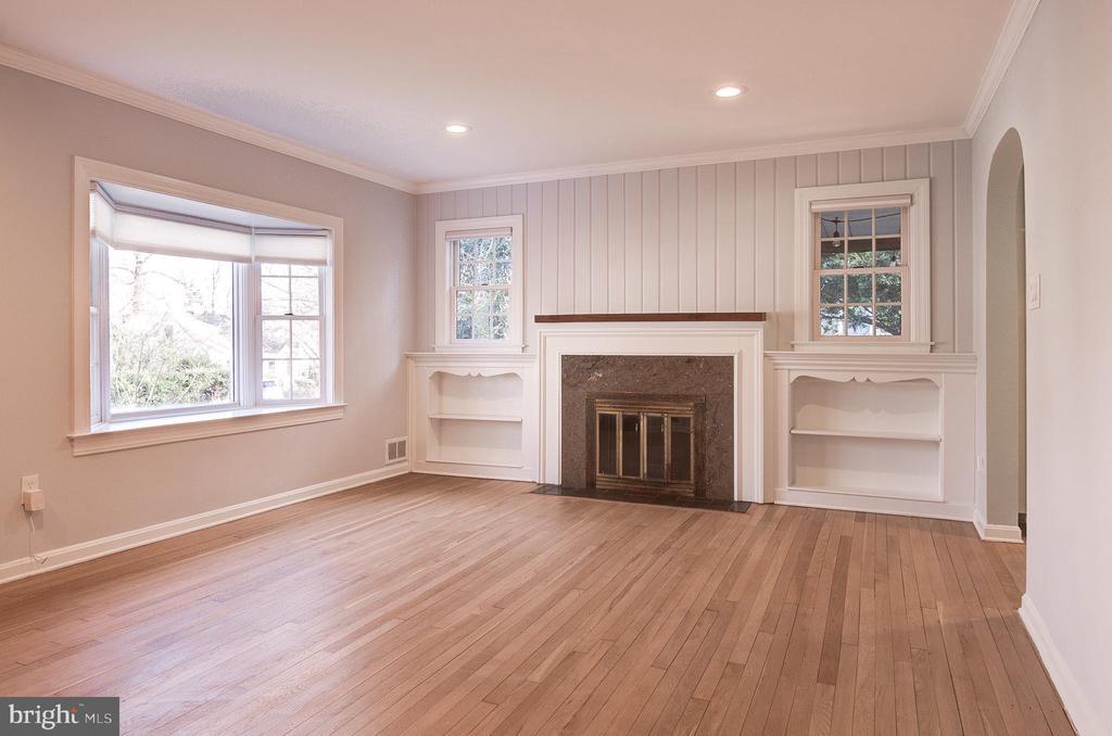 Foto principal - 403 W Rosemary Ln