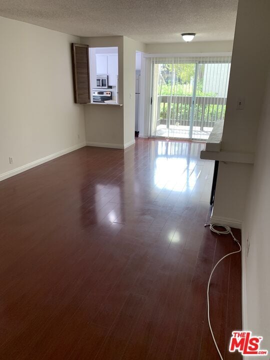 Building Photo - 4105 Summertime Ln