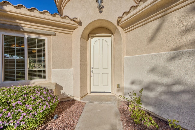 Building Photo - 13516 W Nogales Dr