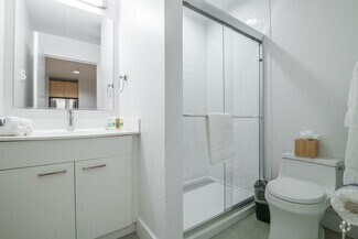 Building Photo - 1108 Boylston St