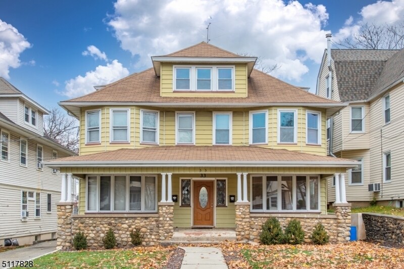 33 Central Ave, Caldwell, NJ 07006 - Townhome Rentals in Caldwell NJ ...