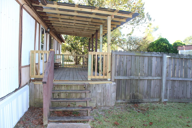 Building Photo - 8274 Tuscaloosa Ave