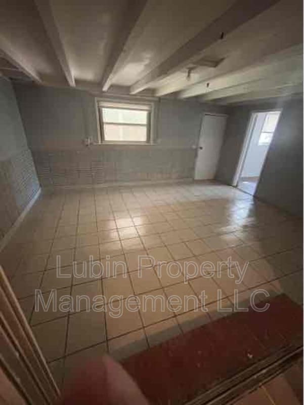 Building Photo - 4008 Grantham Rd