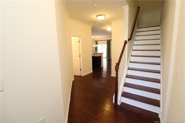 Building Photo - 208 Kylemore Cir