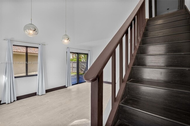 Building Photo - 11335 SW 74th Ln