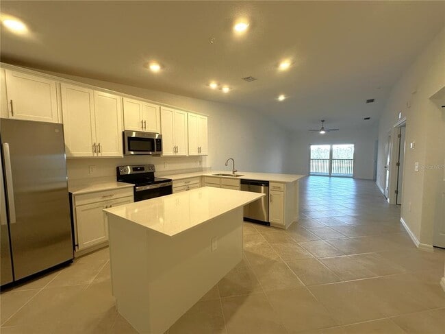 Foto del edificio - 14271 Heritage Landing Blvd