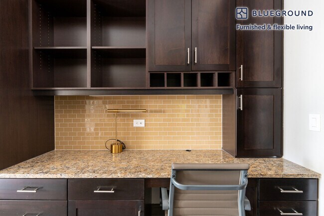 Building Photo - 3201 Esperanza Crossing
