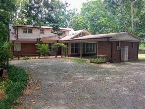 Building Photo - 416 Old Williams Rd