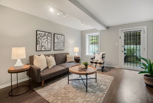 Living room - 1930 New Hampshire Ave NW