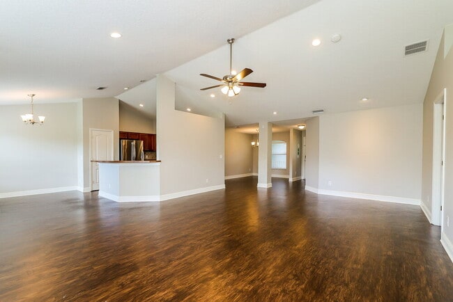 Foto del edificio - 1900 Southern Oak Loop