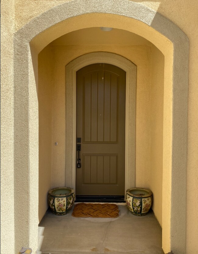 Foto del edificio - 4 bedroom, 3 bath Big Sky home!