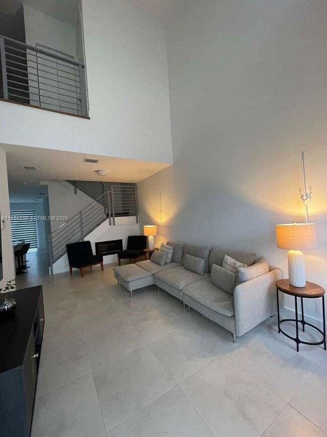 Foto del edificio - 7240 NW 103rd Path