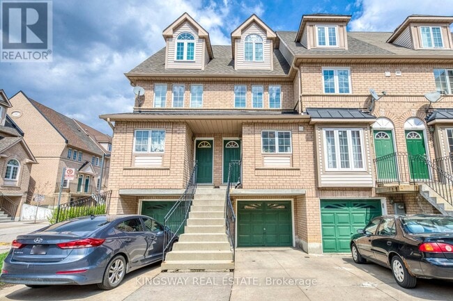 Building Photo - 80-80 Strathaven Dr