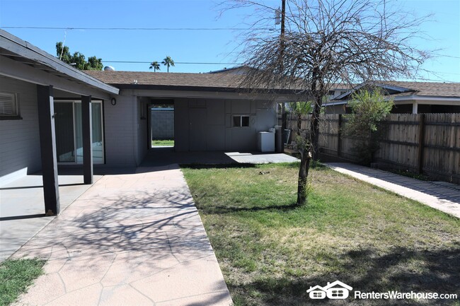 Building Photo - 1723 N 42nd St
